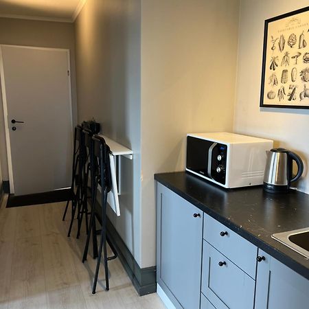 The Greyhouse "Small Apartment" Хофн Экстерьер фото