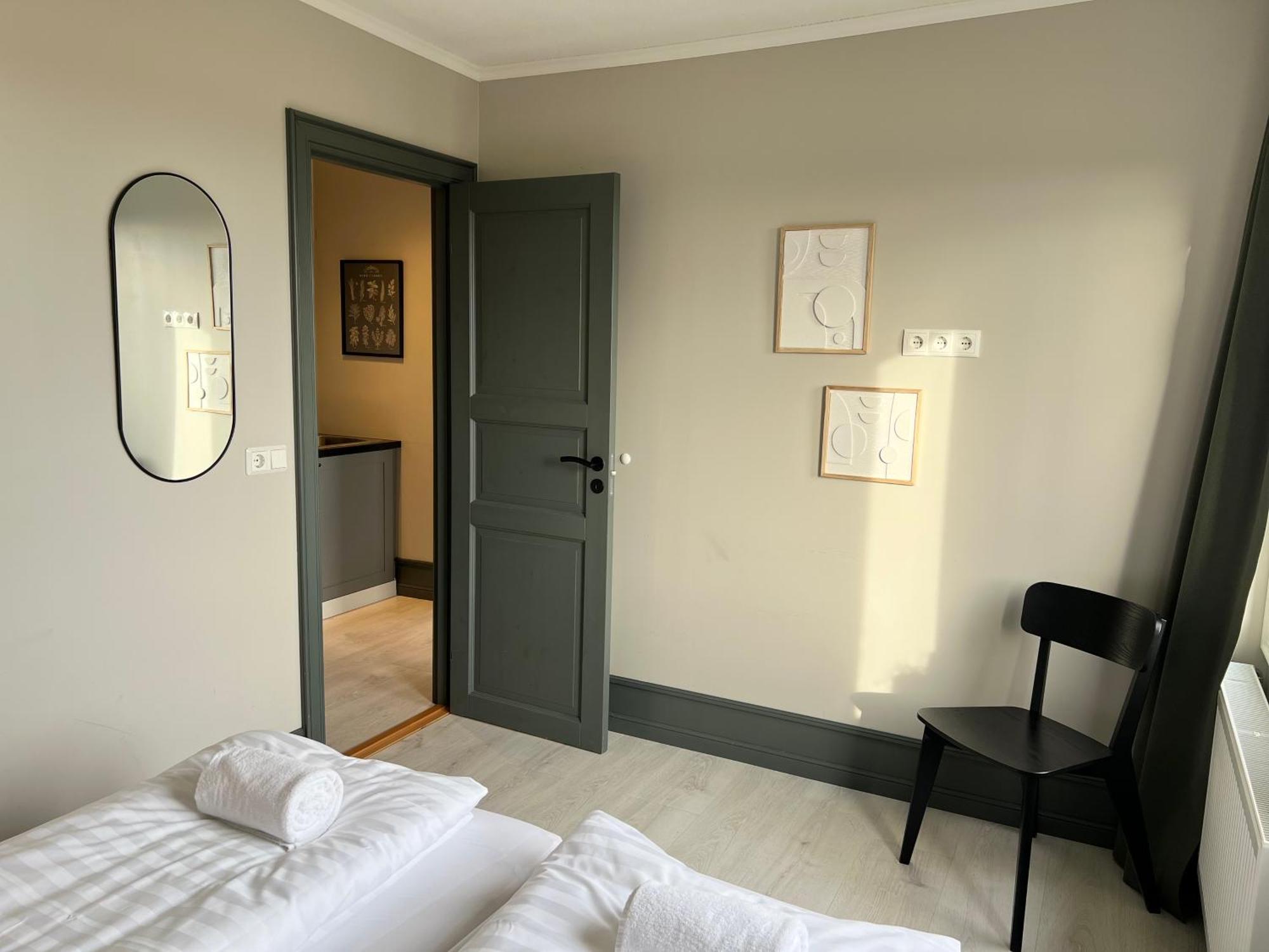 The Greyhouse "Small Apartment" Хофн Экстерьер фото